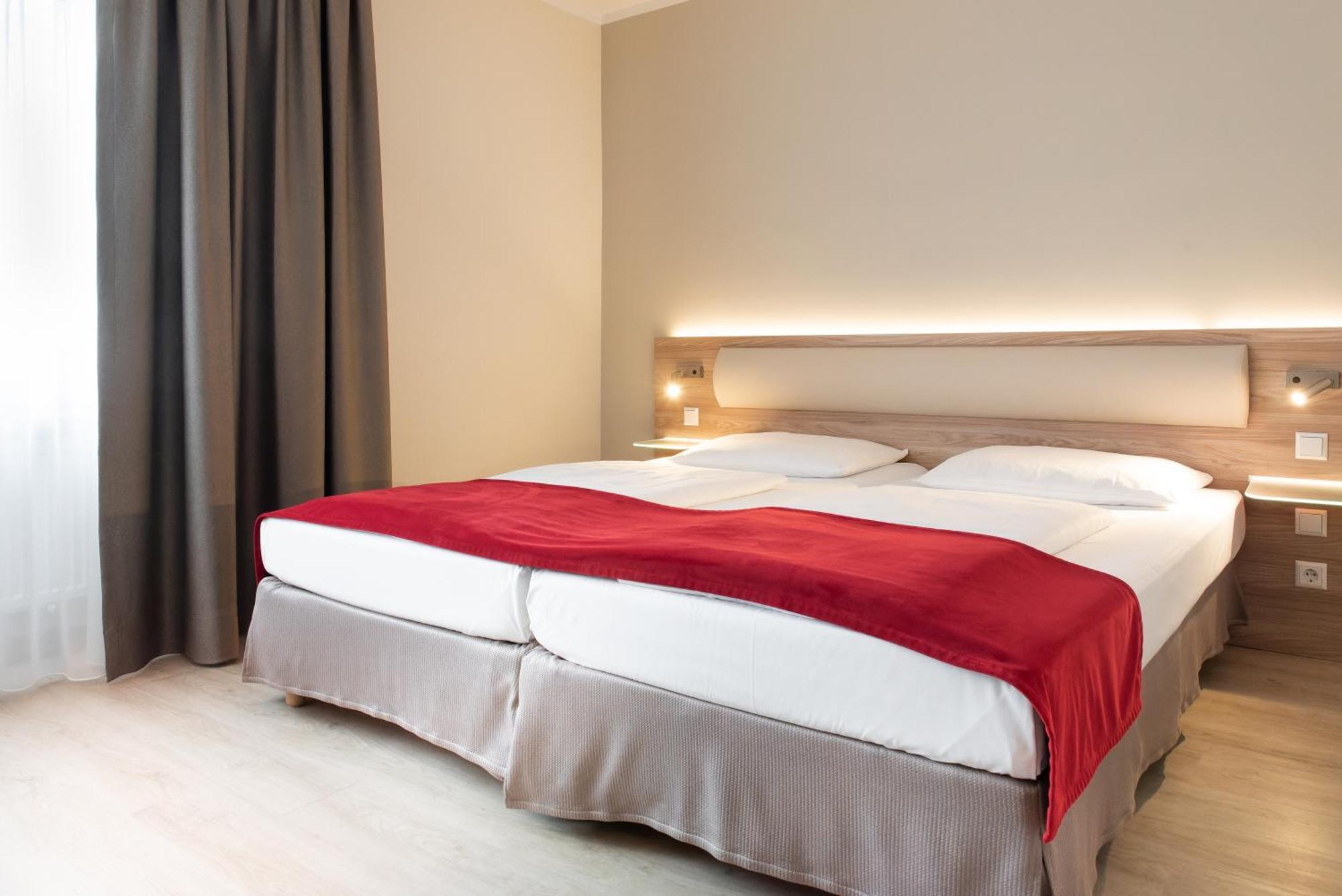 Hotel Koenigshof Am Funkturm Hannover Ngoại thất bức ảnh